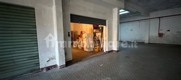 33m² Garage in Rome, Italy No. 371701 2