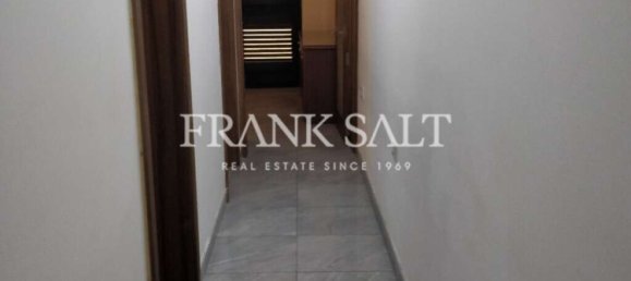 2 Schlafzimmer Maisonette-Wohnung in Fgura, Malta, Nr. 8214 12