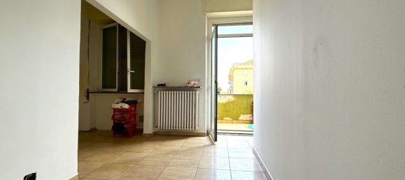 4 rooms Apartment in Novara, Italy No. 268980 13