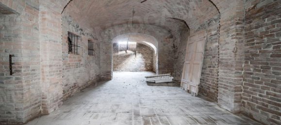 Villa de 7 habitaciónes en Noceto, Italy No. 237623 4