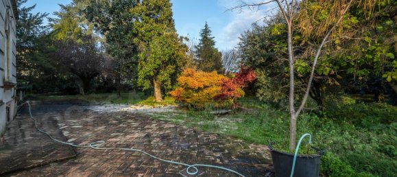 Villa de 7 habitaciónes en Noceto, Italy No. 237623 3