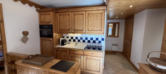 2 bedrooms Apartment in Champagny-en-Vanoise, France No. 204373 2