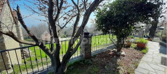 2 bedrooms Villa in Massino Visconti, Italy No. 74078 42