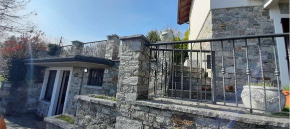 2 bedrooms Villa in Massino Visconti, Italy No. 74078 48