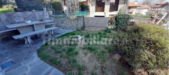 2 bedrooms Villa in Massino Visconti, Italy No. 74078 3