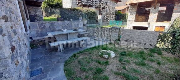 2 bedrooms Villa in Massino Visconti, Italy No. 74078 25