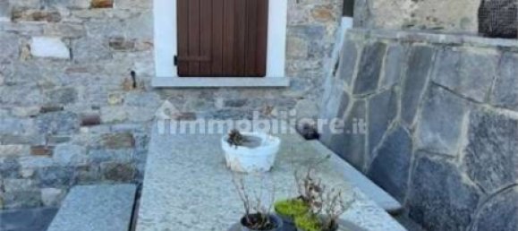 2 bedrooms Villa in Massino Visconti, Italy No. 74078 23