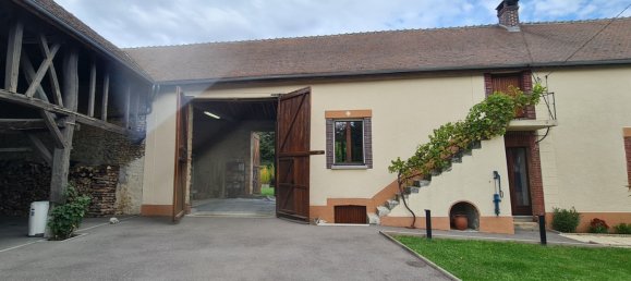 3 bedrooms Villa in Sourdun, France No. 175342 4