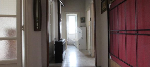Apartamento de 2 dormitorios en Campobasso, Italy No. 61770 2