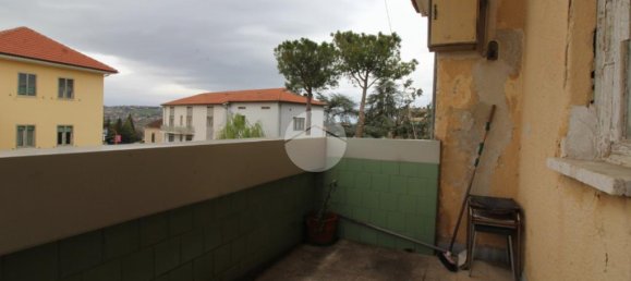 Apartamento de 2 dormitorios en Campobasso, Italy No. 61770 14
