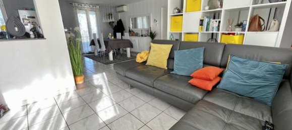 Casa de 3 dormitorios en Cazeres, France No. 290730 2