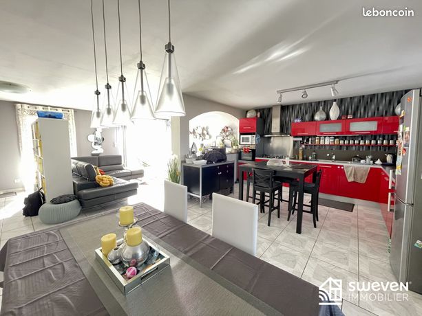 Casa de 3 dormitorios en Cazeres, France No. 290730