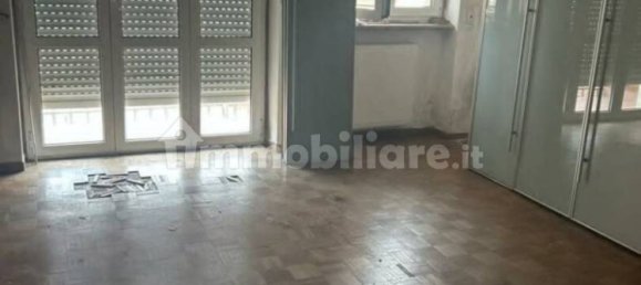 Apartamento T2 em Piacenza, Italy N.º 292704 4