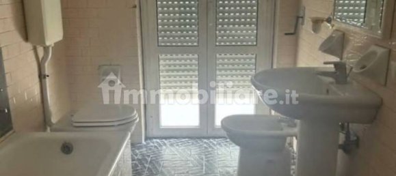Apartamento T2 em Piacenza, Italy N.º 292704 8