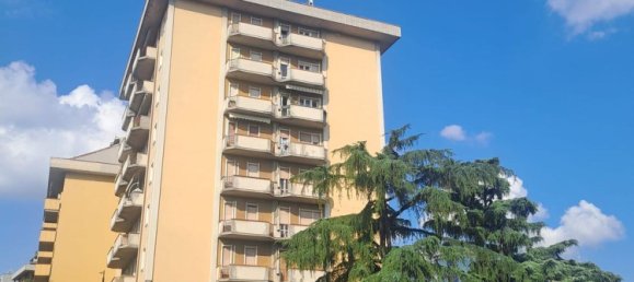 3 bedrooms Apartment in Brescia, Italy No. 363414 21