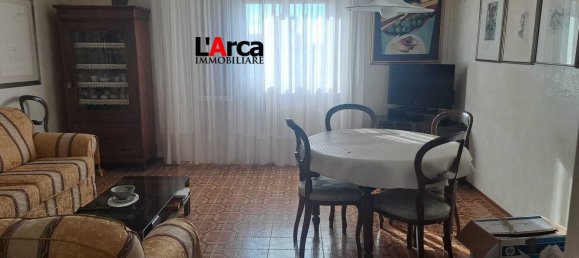 3 bedrooms Apartment in Brescia, Italy No. 363414 2