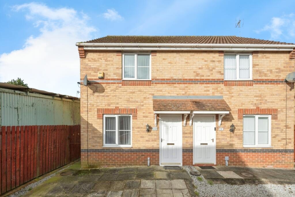 2 bedrooms House in Doncaster, United Kingdom No. 1990