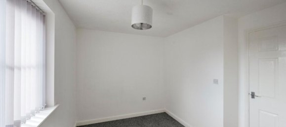 2 bedrooms House in Doncaster, United Kingdom No. 1990 6