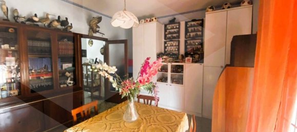 4-Zimmer Wohnung in Bari, Italy, Nr. 34597 2