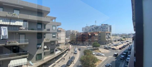 4-Zimmer Wohnung in Bari, Italy, Nr. 34597 8