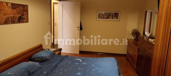 2 Schlafzimmer Wohnung in Varese, Italy, Nr. 378784 4