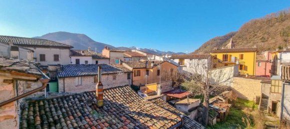 Apartamento de 4 divisões em Acqualagna, Italy N.º 141776 11