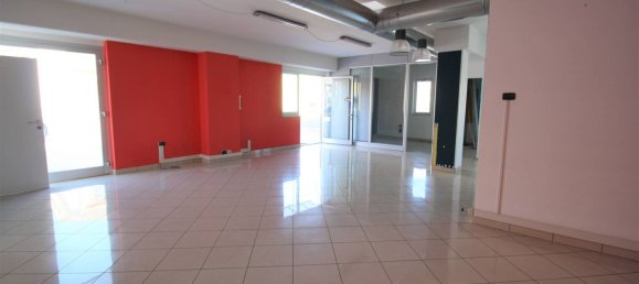  مكتب في San Benedetto del Tronto, Italy 80متر مربع رقم 295837 6