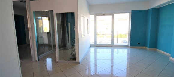  مكتب في San Benedetto del Tronto, Italy 80متر مربع رقم 295837 5