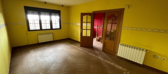 4 Schlafzimmer Haus in Ciudad Real, Spain, Nr. 134396 2