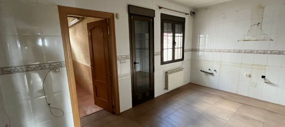 4 Schlafzimmer Haus in Ciudad Real, Spain, Nr. 134396 3