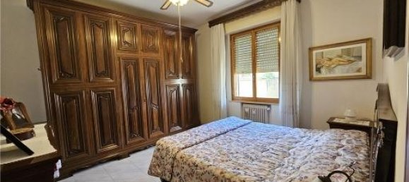 Apartamento de 4 habitaciónes en Empoli, Italy No. 38310 13