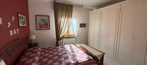 3 rooms Apartment in Certaldo, Italy No. 251242 3