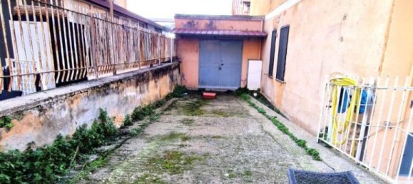 19m² Garage in Rome, Italy No. 336841 4