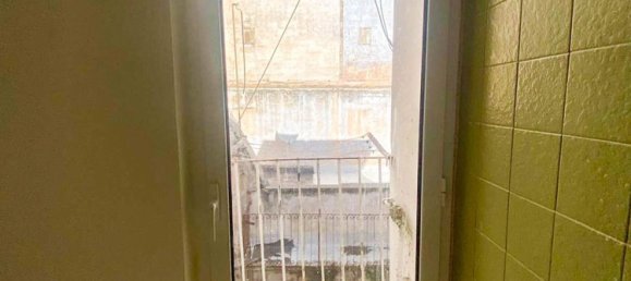 Квартира с 2 комнатами в Таранто, Италия № 197308 18