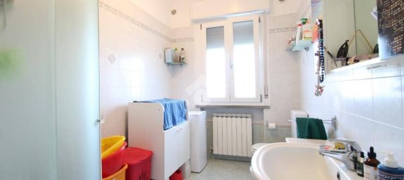 3 bedrooms Apartment in San Prospero, Italy No. 380463 7