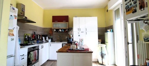 3 bedrooms Apartment in San Prospero, Italy No. 380463 5