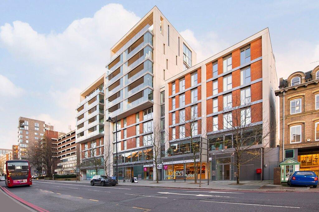 2 bedrooms Apartment in London, United Kingdom No. 9015