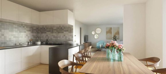 3 rooms Apartment in Sesto Fiorentino, Italy No. 36826 6