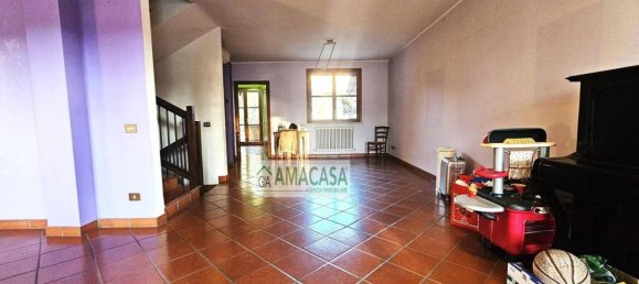 4 rooms House in Casalgrande, Italy No. 37584 10
