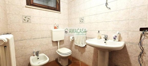 4 rooms House in Casalgrande, Italy No. 37584 55
