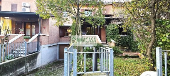 4 rooms House in Casalgrande, Italy No. 37584 54