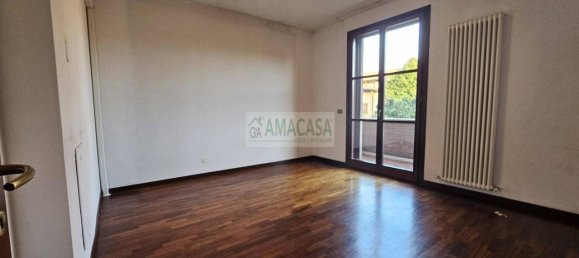 4 rooms House in Casalgrande, Italy No. 37584 36