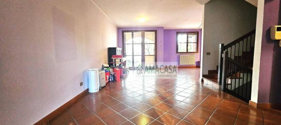4 rooms House in Casalgrande, Italy No. 37584 9
