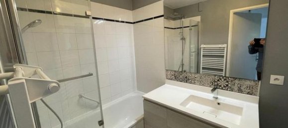 2 chambres Appartement à Évreux, France No. 353367 6