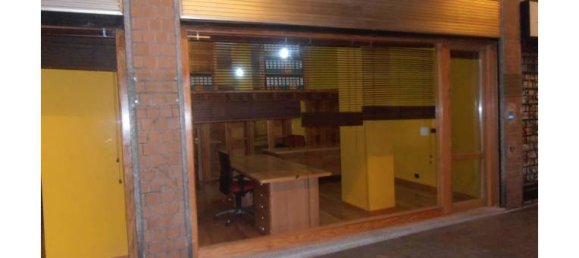 Oficina de 4 habitaciónes en Arona, Italy No. 254137 2