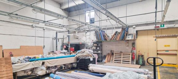 1 room Warehouse in Barzanò, Italy No. 65328 11