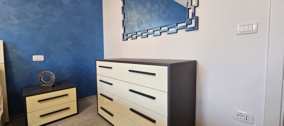 3-salle Appartement à Sirmione, Italy No. 143923 14