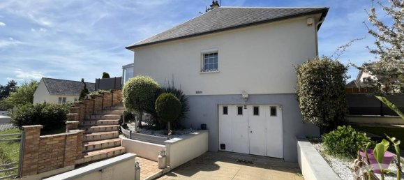 3 bedrooms House in Chartres, France No. 60510 16