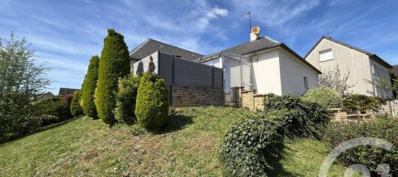 3 bedrooms House in Chartres, France No. 60510 18