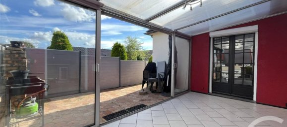 3 bedrooms House in Chartres, France No. 60510 8